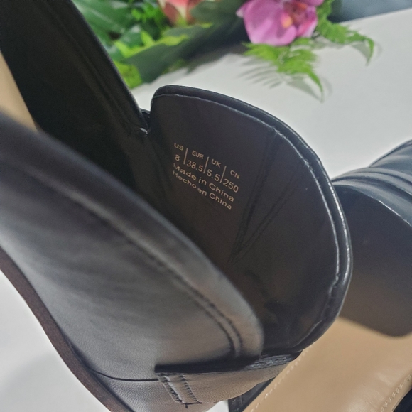 $10 SHOE SALE! GAP Black slip on mules size 8 - Picture 4 of 6